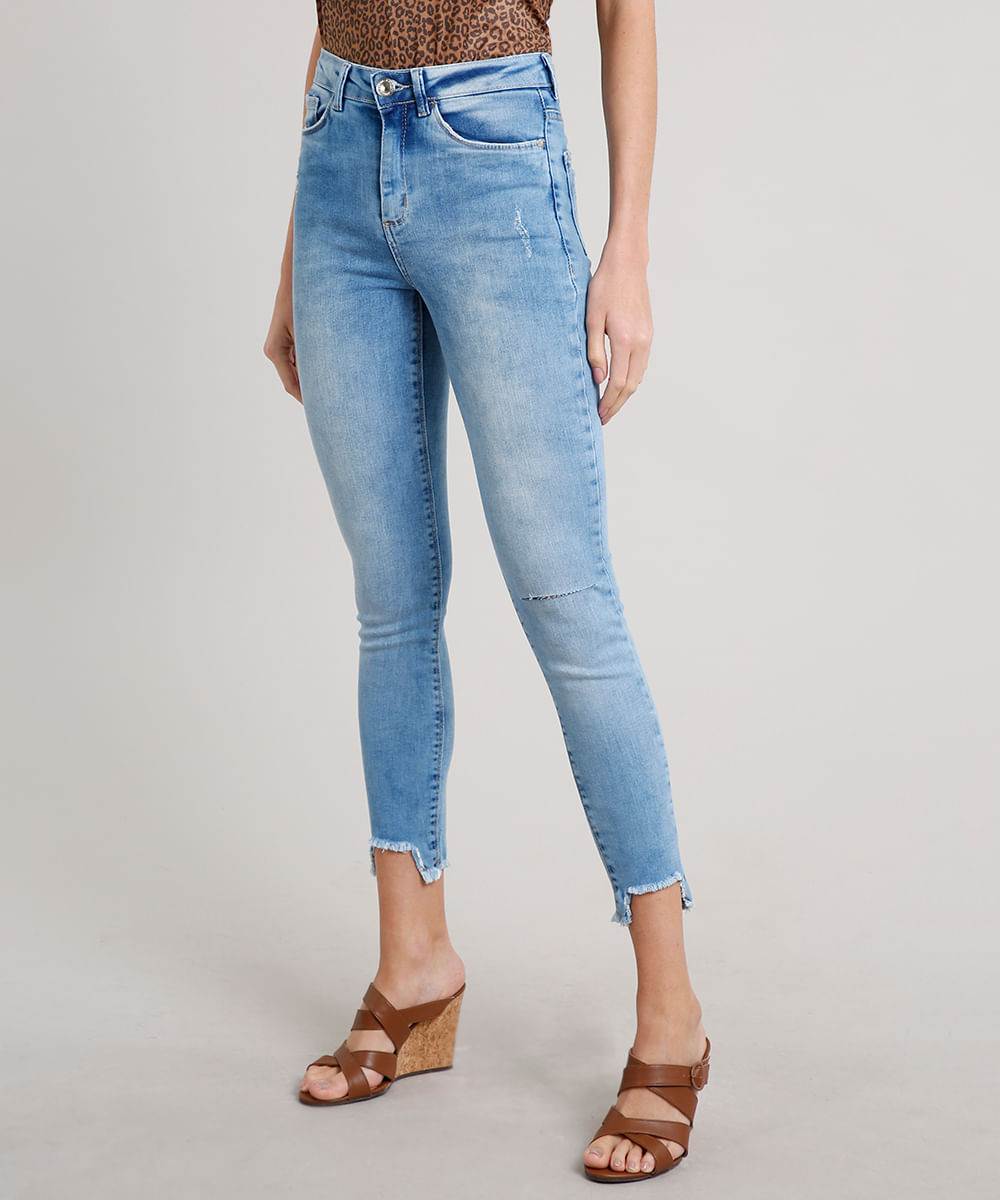Calca-Jeans-Feminina-Cigarrete-com-Rasgos-Azul-Claro-9662964-Azul_Claro_1