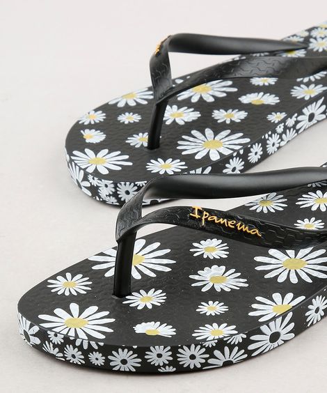 Chinelo Feminino Ipanema Feelings Estampado Floral Preto