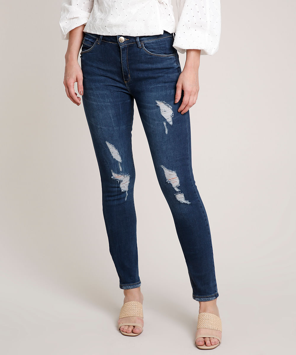 Calca-Jeans-Feminina-com-Rasgo-e-Puidos-Azul-Escuro-9753903-Azul_Escuro_1