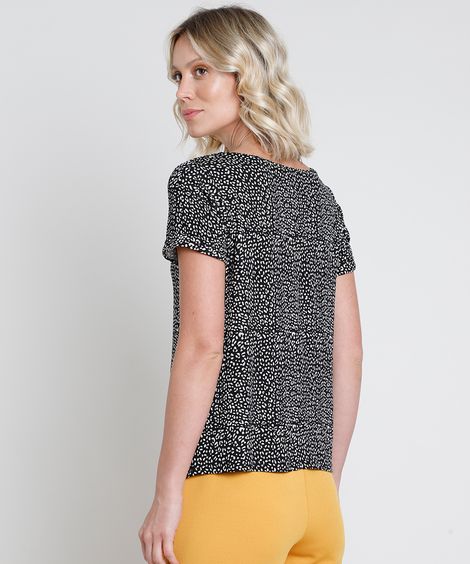 Blusa Feminina Estampada Animal Print Onça Manga Curta Decote Redondo Preta