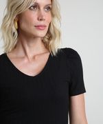 Blusa-Feminina-Canelada-Manga-Curta-Decote-V-Preta-9891542-Preto_4