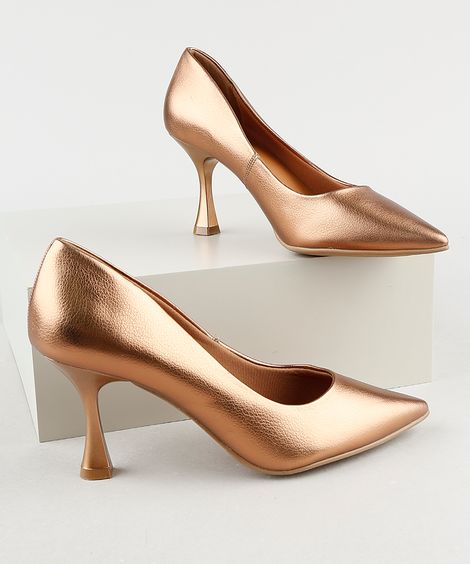 Scarpin Feminino Oneself Bico Fino Salto Taça Metalizado Cobre