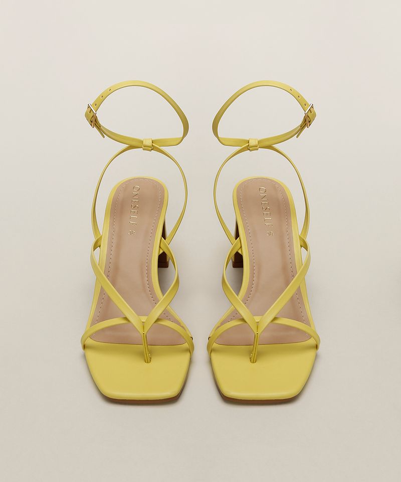 Sandalia-Feminina-Oneself-Salto-Medio-Grosso-com-Tiras-Finas-Amarela-9966899-Amarelo_5