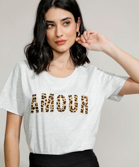 Blusa Feminina "Amour" Animal Print Onça Manga Curta Decote Redondo Cinza Mescla