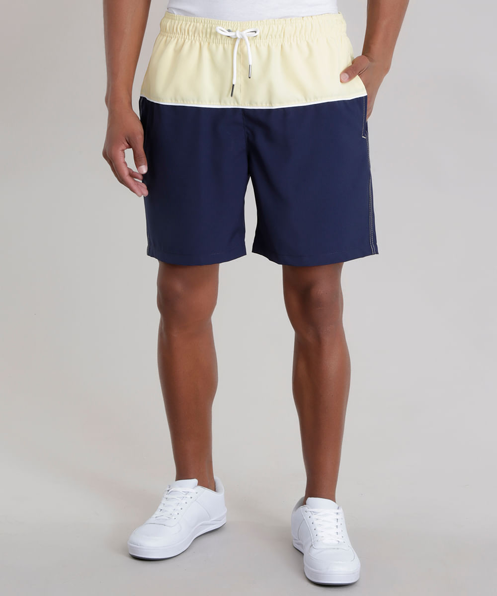 Short com Recorte Azul Marinho