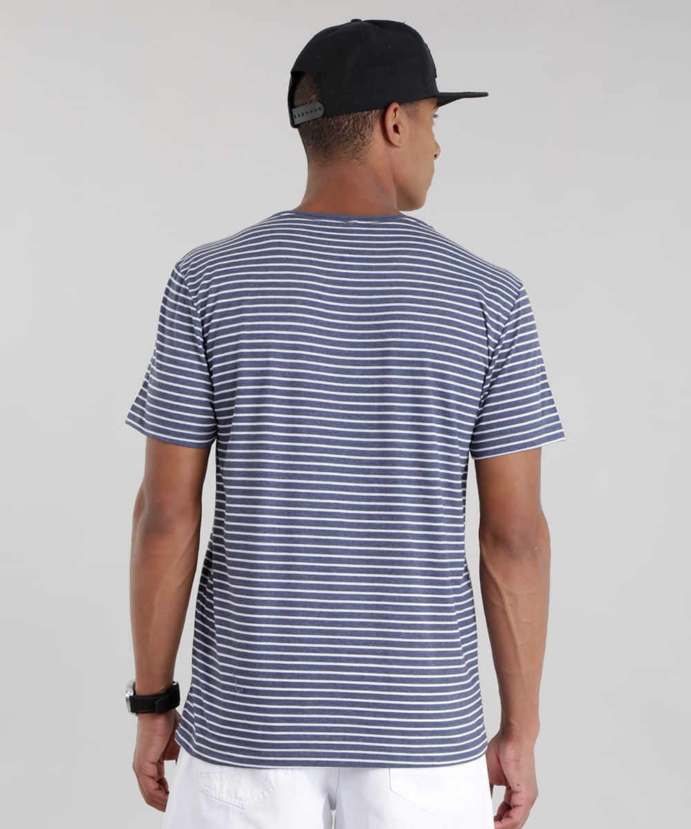 camiseta listrada azul marinho