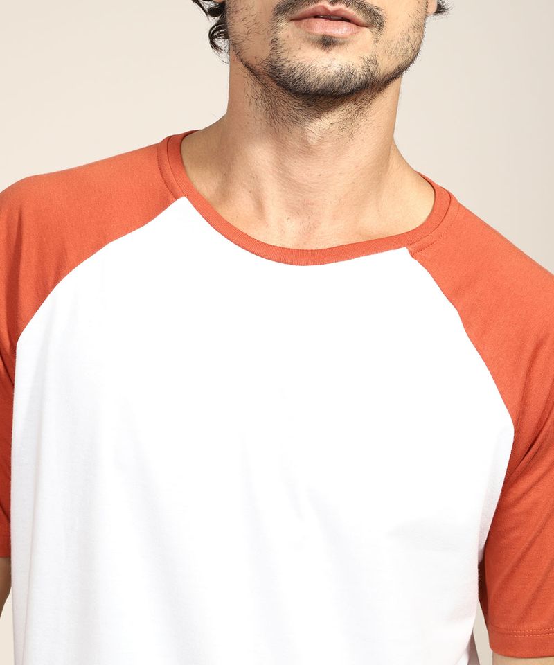 Camiseta-Masculina-Basica-Raglan-Manga-Curta-Gola-Careca-Branca-2-8808223-Branco_2_5