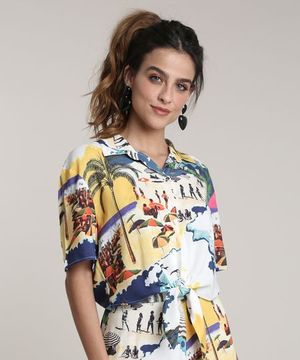 Camisa Feminina Cropped Estampada Praiana com Nó Manga Curta Amarela