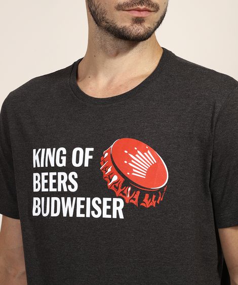 Camiseta Masculina Budweiser "King of Beers" Manga Curta Gola Careca Cinza Mescla Escuro