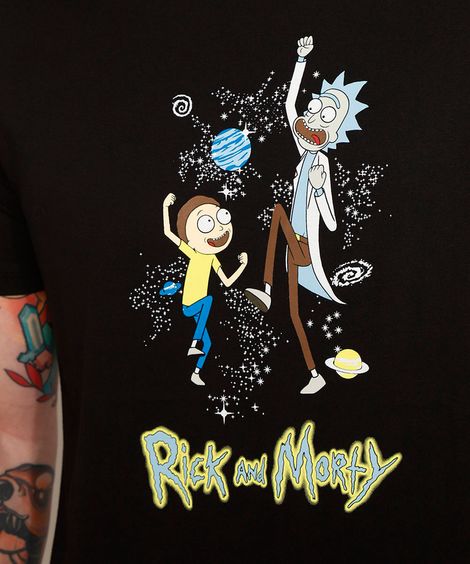 Camiseta Masculina Rick and Morty Manga Curta Gola Careca Preta