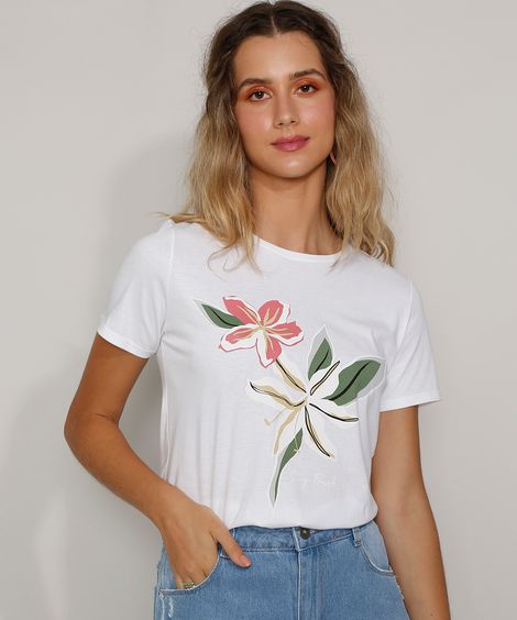 Camiseta Feminina Flor Manga Curta Decote Redondo Off White
