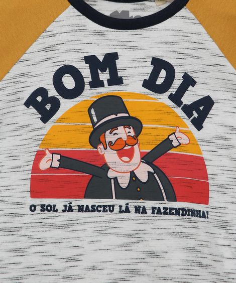 Camiseta Infantil Raglan Mundo Bita Manga Curta Off White