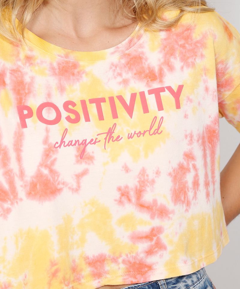 Camiseta-Feminina-Estampada-Tie-Dye-Manga-Curta-Cropped-Ampla--Positivity--Decote-Redondo-Multicor-9968709-Multicor_6