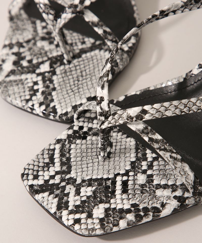 Sandalia-Feminina-Salto-Medio-Estampada-Animal-Print-Cobra-Oneself-Preta-9984391-Preto_3