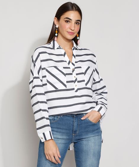Camisa Feminina Manga Longa Listrada com Bolsos Off White