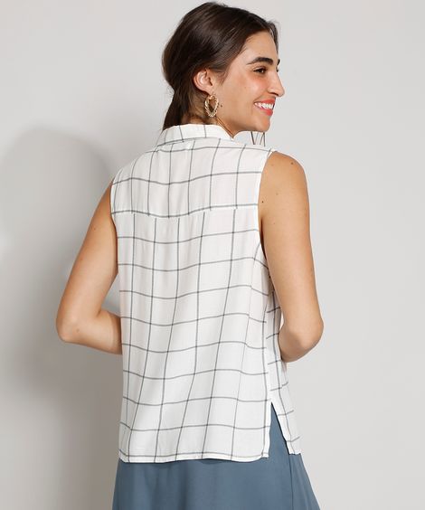 Camisa Feminina Estampada Quadriculada com Nó Sem Manga Off White