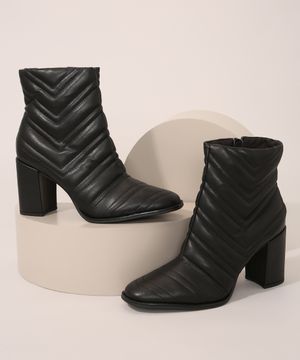 Bota Feminina Oneself Salto Alto Matelassê Cano Baixo Preta