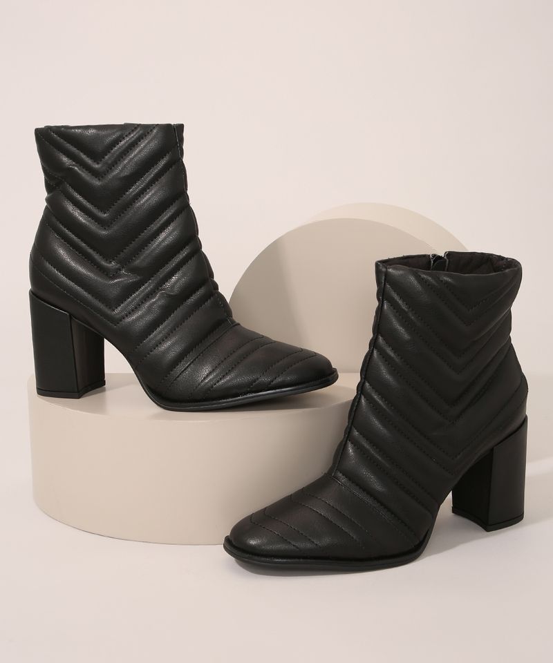 Bota-Feminina-Oneself-Salto-Alto-Matelasse-Cano-Baixo-Preta-9985427-Preto_1