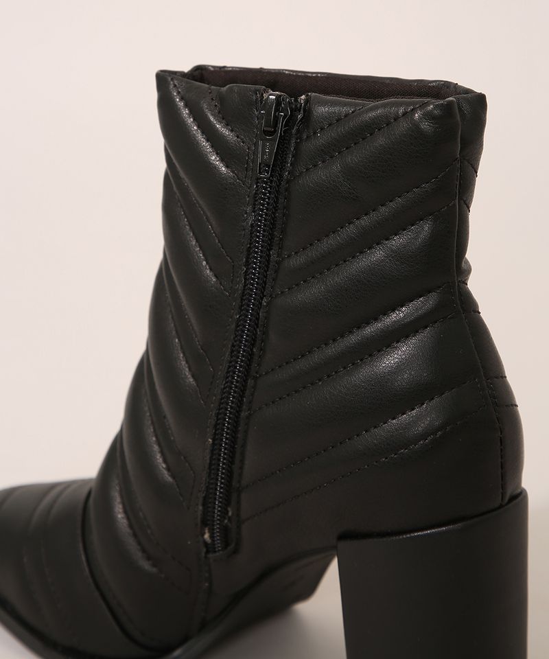 Bota-Feminina-Oneself-Salto-Alto-Matelasse-Cano-Baixo-Preta-9985427-Preto_6