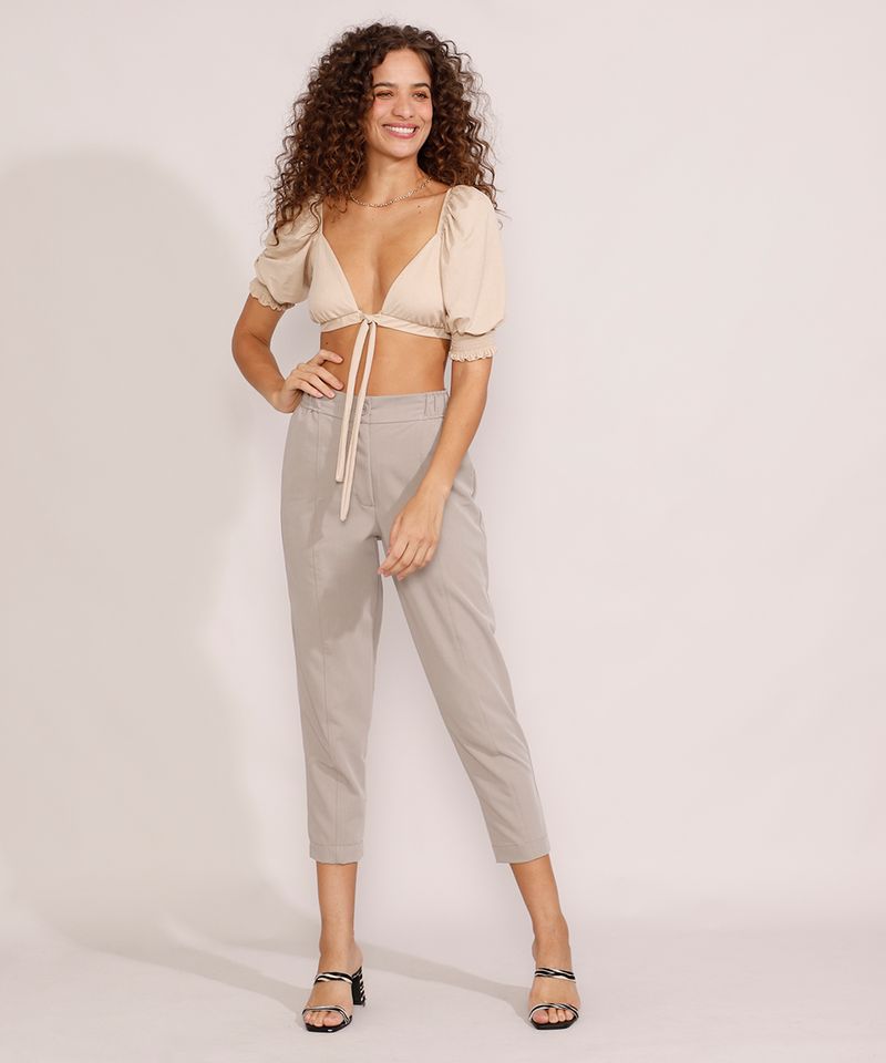 Blusa-Feminina-Manga-Bufante-Cropped-com-Amarracao-Decote-V-Bege-9981523-Bege_3