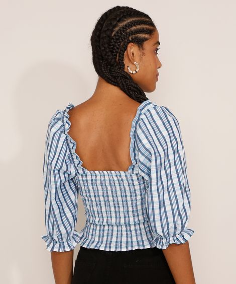 Blusa Feminina Estampada Xadrez Manga Bufante Cropped com Lastex e Babado Decote Reto Azul Escuro