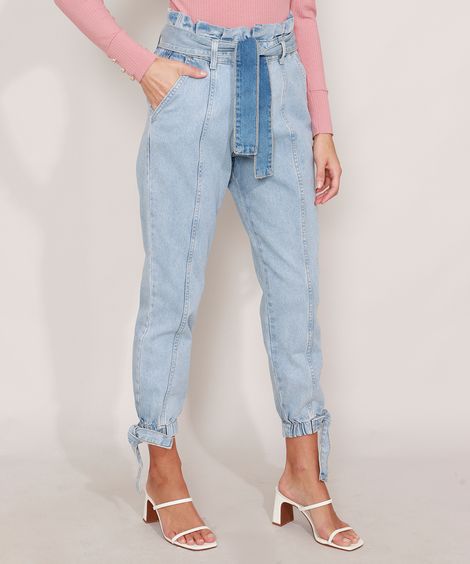 Calça Clochard Jogger Jeans com Recortes e Faixa para Amarrar Cintura Super Alta Azul Claro