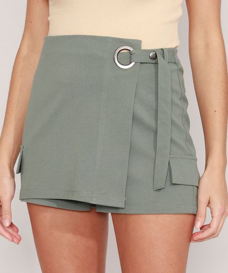 Short Saia Transpassado com Argola e Bolsos Cintura Alta Verde