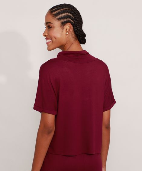Camiseta Esportiva Manga Curta Gola Alta com Cadarço Vinho