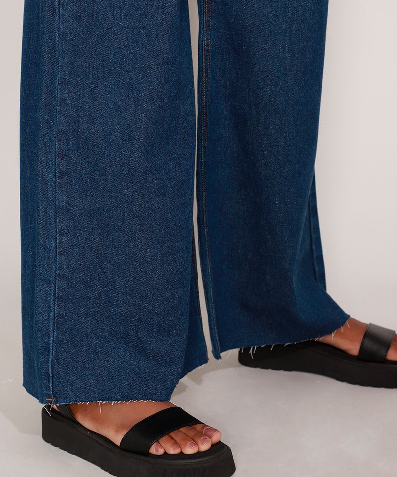 Calca-Wide-Pantalona-Jeans-com-Pences-e-Barra-a-Fio-Cintura-Super-Alta-Azul-Escuro-9992130-Azul_Escuro_5