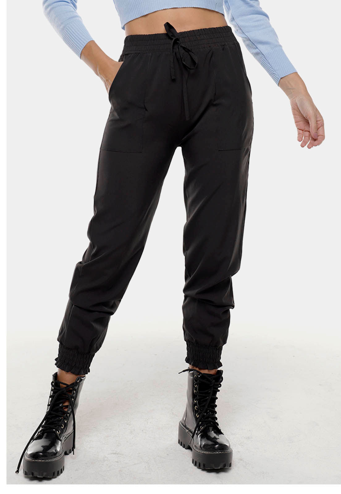 Calça Jogger com Bolsos Cargo e Elástico Under79 Preta é boa?