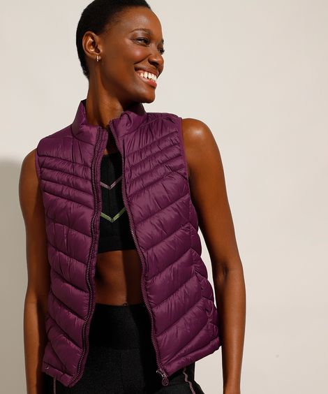 Colete Puffer de Nylon Esportivo com Bolsos e Zíper Gola Alta Roxo