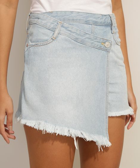 Short Saia Jeans Assimétrico Barra Desfiada Cintura Média Azul Claro