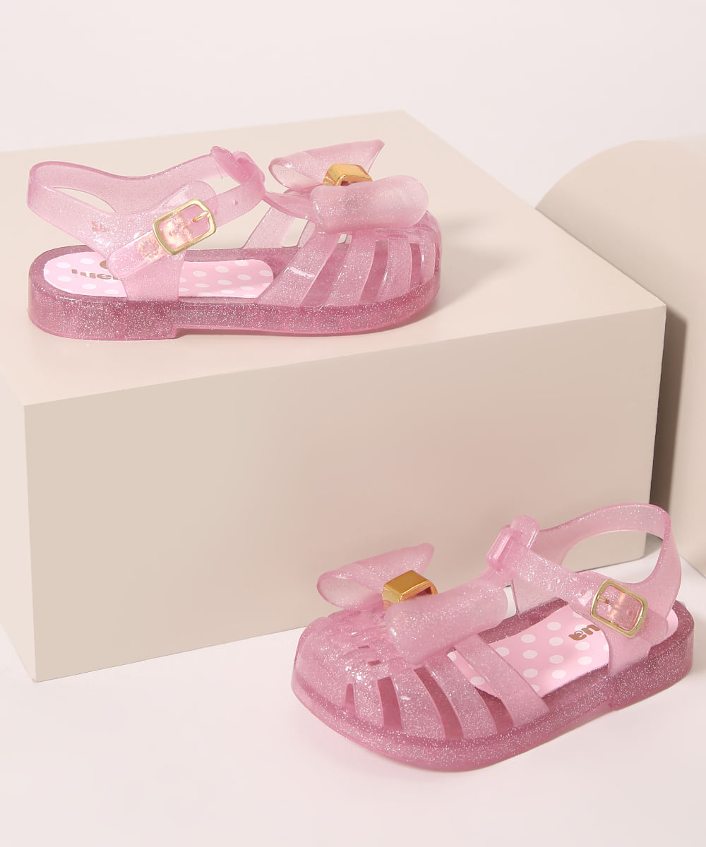 9994352-Rosa_1