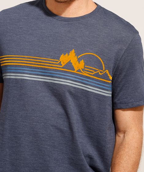 Camiseta Montanha Flocada Manga Curta Gola Careca Azul Marinho
