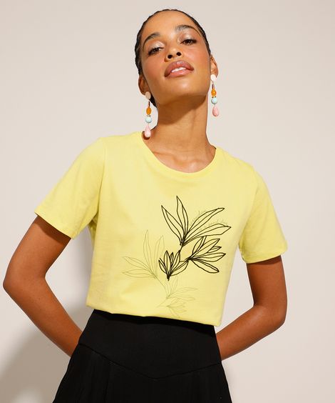 Camiseta de Algodão com Estampa de Folhagens Manga Curta Amarelo Claro