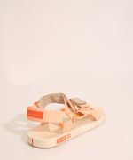 9995330-Bege_3