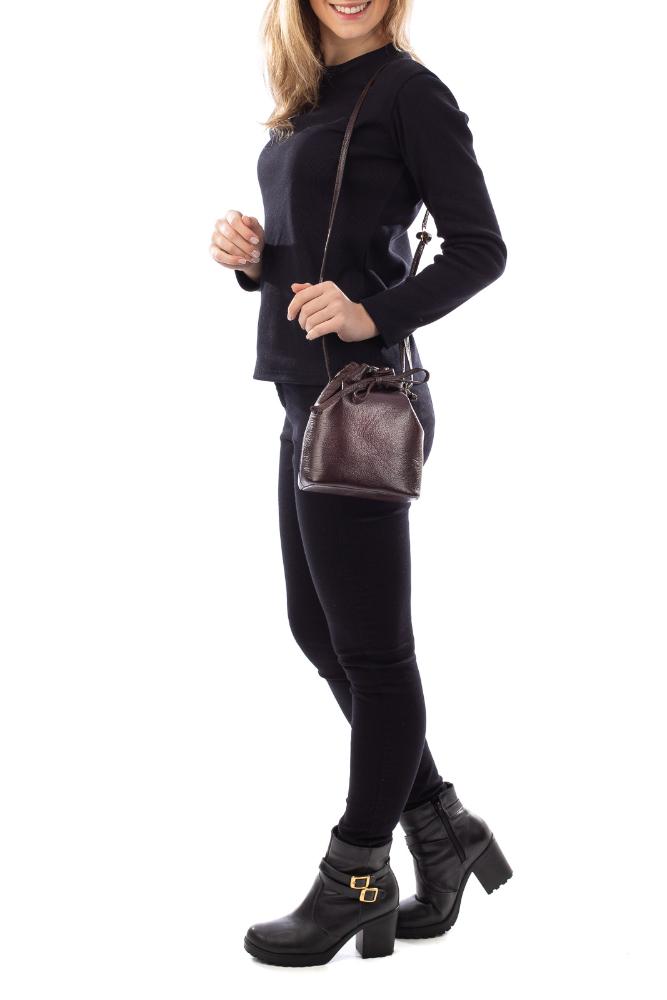 boots with mini bolsas