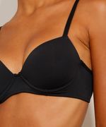 9977237-Preto_4