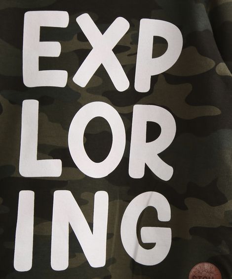 INATIVO - PROBLEMA DE QUALIDADE - Camiseta Infantil Camuflada "Exploring" Manga Longa  Verde Militar