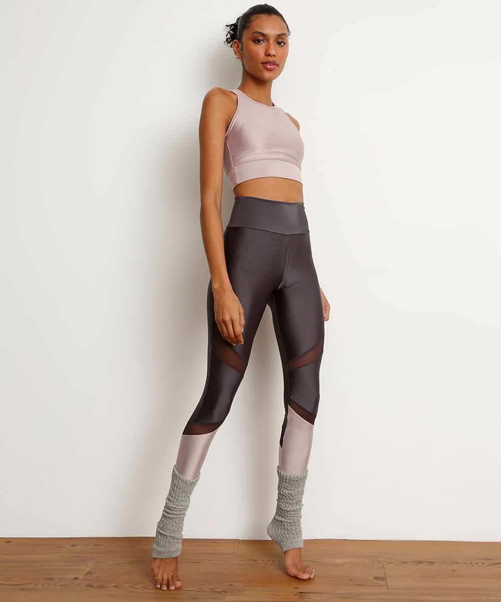 Calça Legging Esportiva Ace com Recortes Chumbo Menor preço em Calça Legging Esportiva Ace com Recortes Chumbo