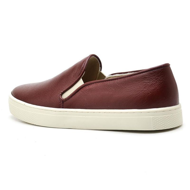 Slip on sale feminino de couro