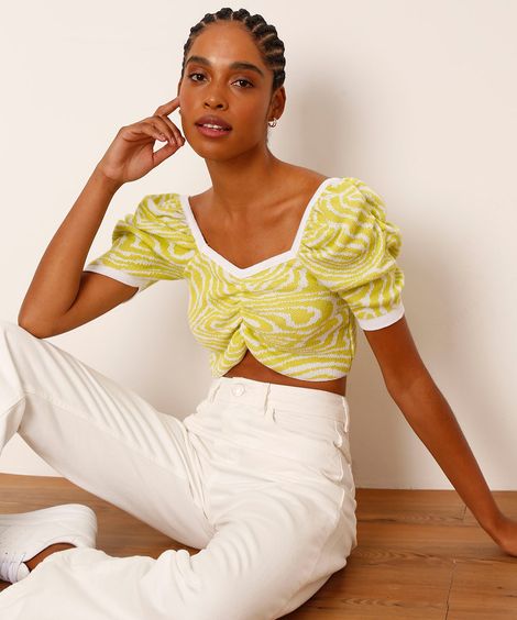 Blusa Cropped de Tricô Estampada Psicodélica com Franzido Manga Bufante Decote Princesa Verde