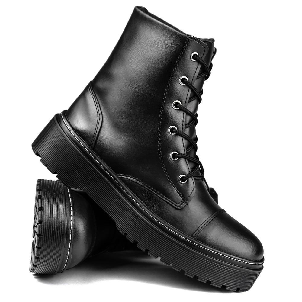 Bota coturno feminino plataforma blogueira, da SapatoFran