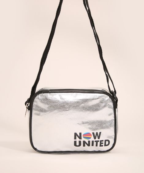 Bolsa Infantil Metalizada Now United com Alça Regulável Prateada