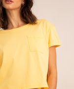 conjunto-basico-de-camiseta-cropped-com-bolso-manga-curta-decote-redondo---calca-jogger-de-moletom-cintura-media--amarelo-claro-1006882-Amarelo_Claro_4