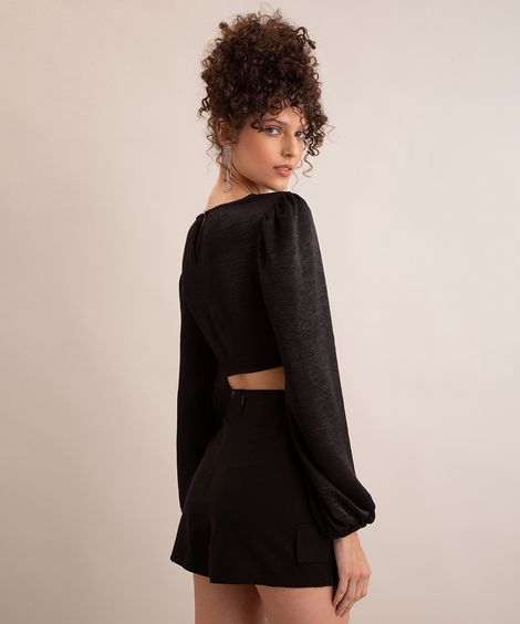 blusa cropped decote redondo manga bufante preta