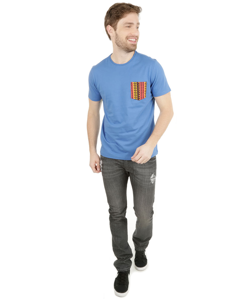 Camiseta com Bolso Azul