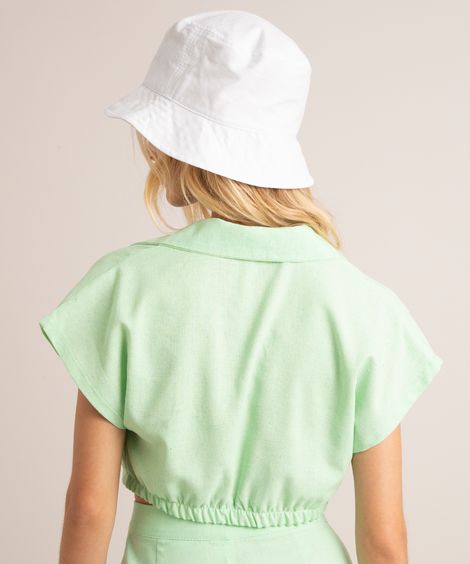 blusa cropped com linho e pregas manga curta decote V verde