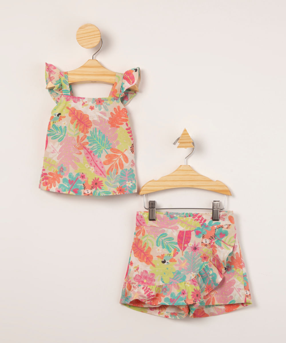 Conjunto com estampa tropical, da C&A 