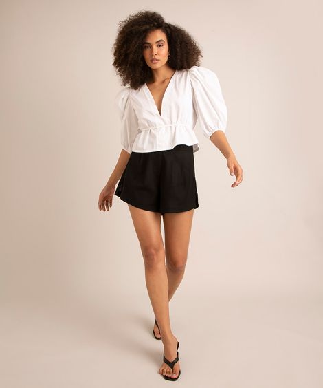 short de alfaiataria cintura super alta com fendas e linho preto